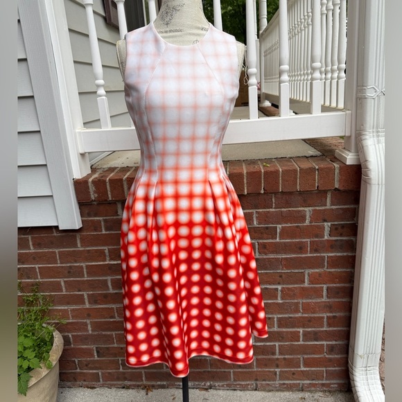 Calvin Klein Ombré White Orange Polka Dot Dress Size 6 Women’s - Picture 1 of 7